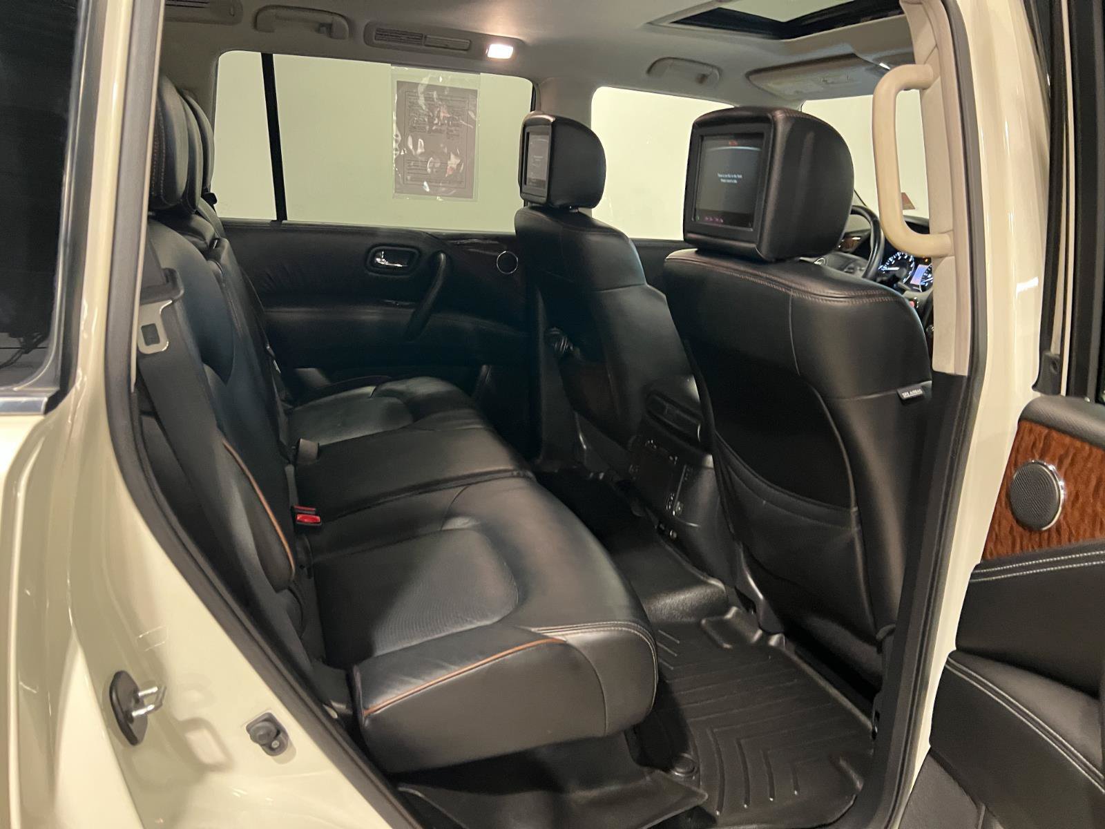 Used 2020 Nissan Armada Platinum w/ Interior Lighting Package AWD/4WD image 40