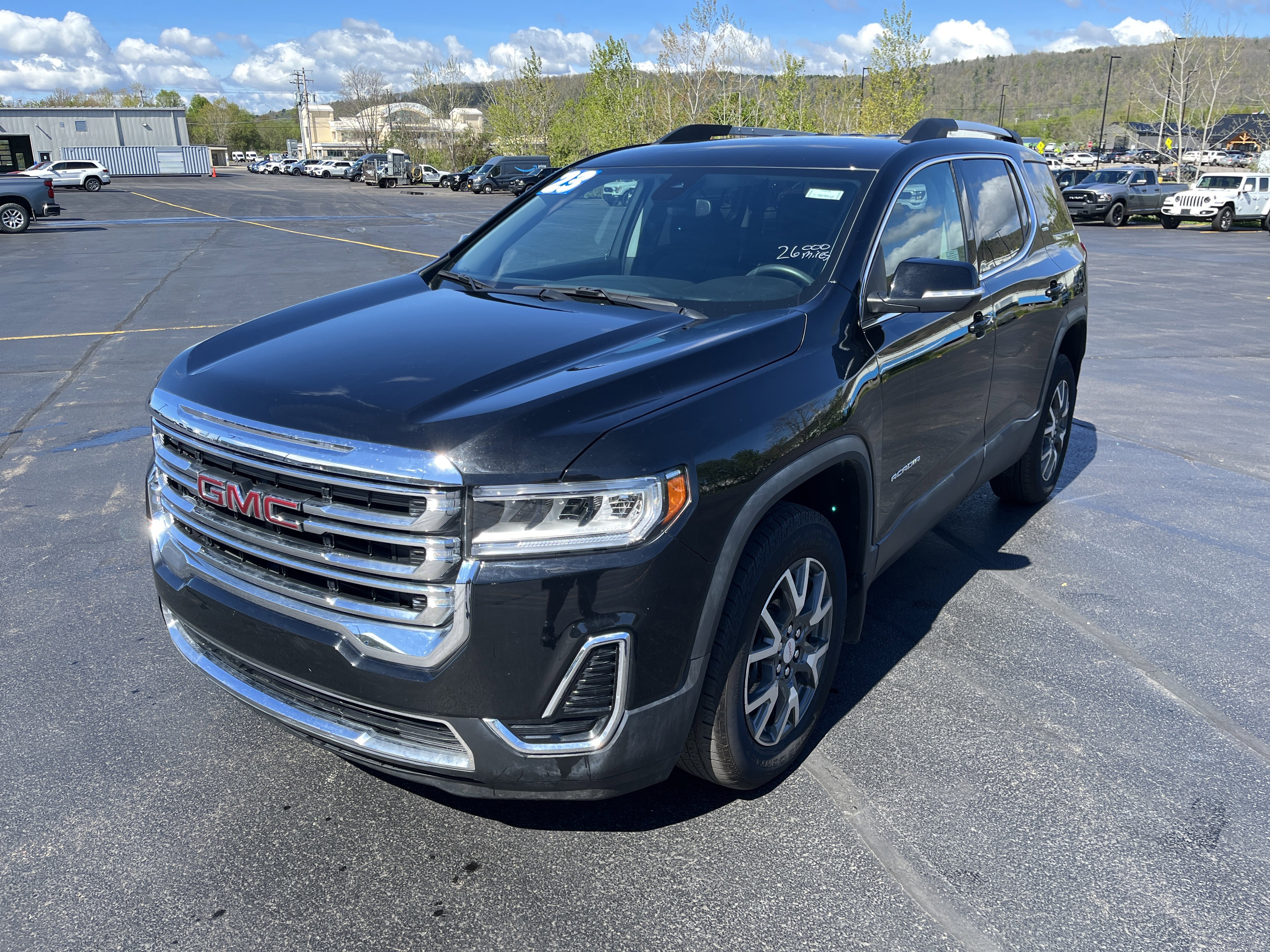 Used 2023 GMC Acadia SLE AWD/4WD video 1
