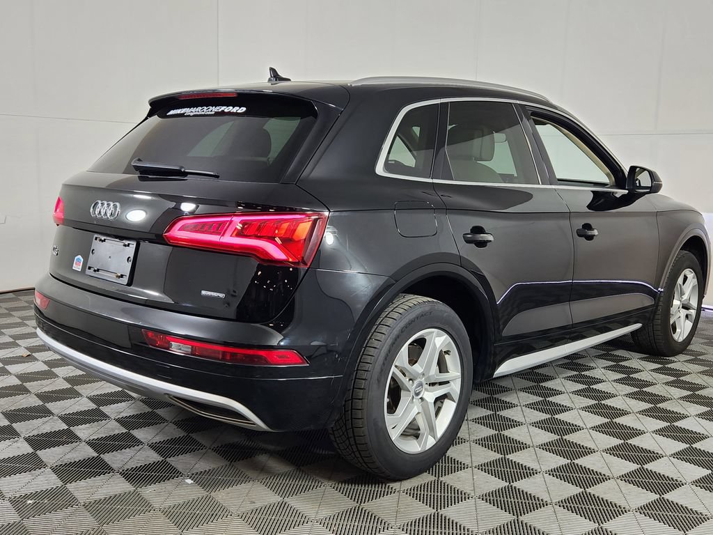 Used 2019 Audi Q5 2.0T Premium w/ Convenience Package AWD/4WD image 7