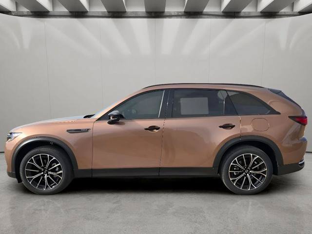 Certified 2025 MAZDA CX-70 Plug-In Hybrid w/ Premium Plus AWD/4WD image 2