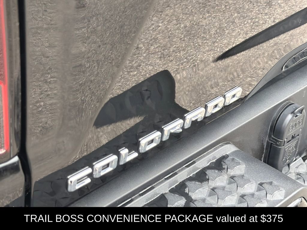 Used 2023 Chevrolet Colorado Trail Boss image 5