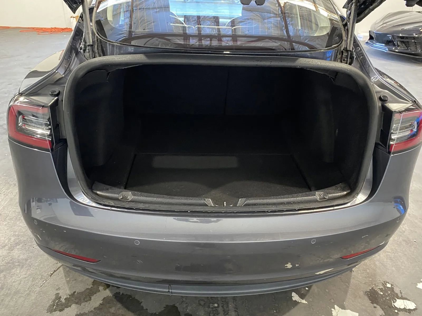 Used 2017 Tesla Model 3 Long Range RWD image 8