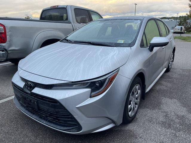 Certified 2023 Toyota Corolla LE FWD image 4