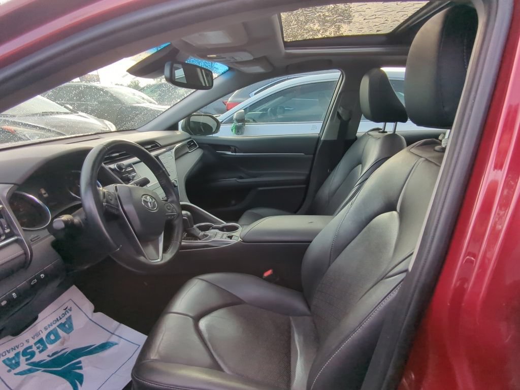 Used 2018 Toyota Camry XSE FWD image 6