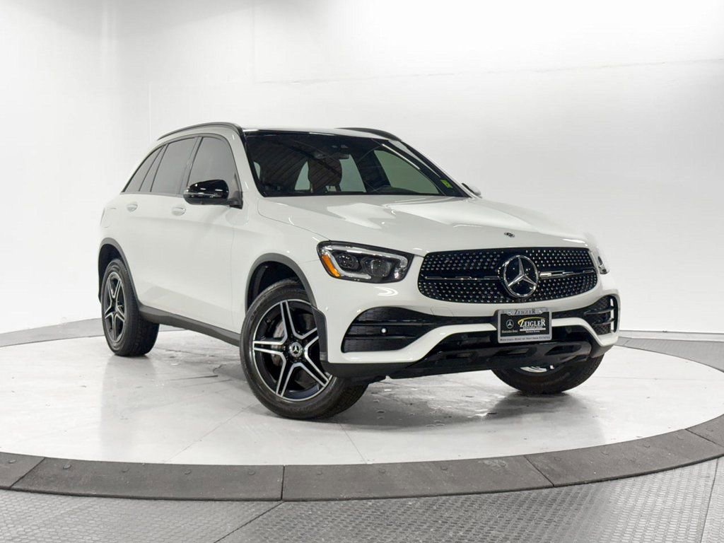 Certified 2022 Mercedes-Benz GLC 300 4MATIC w/ AMG Line image 1