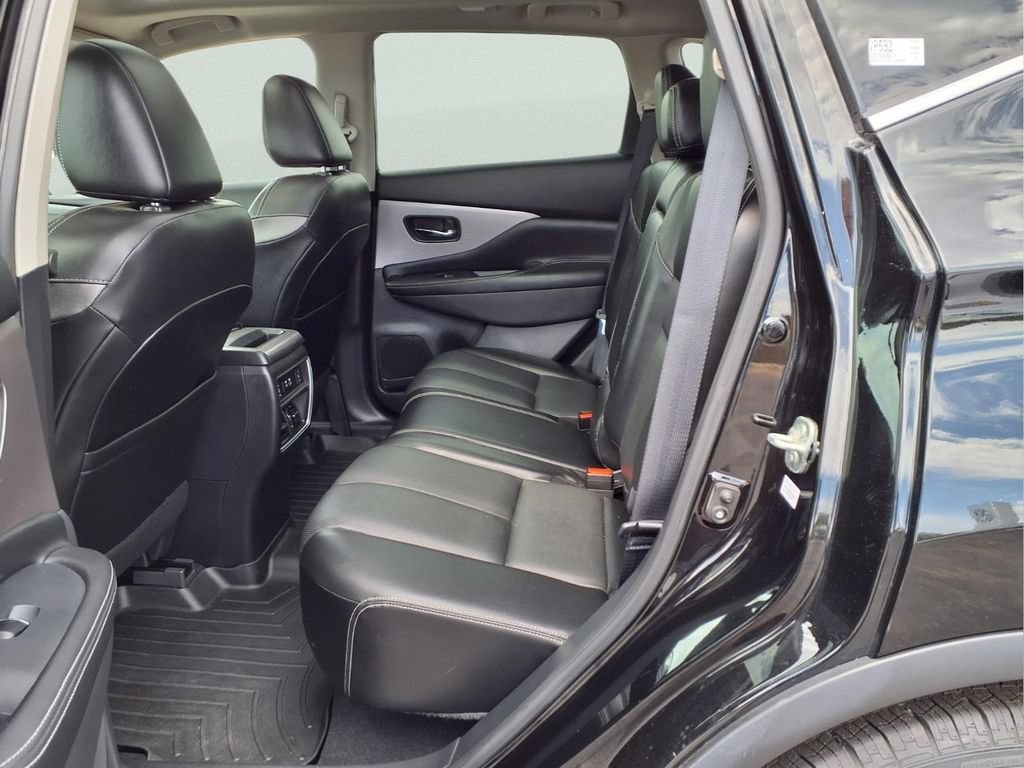 Used 2023 Nissan Murano SL AWD/4WD image 13