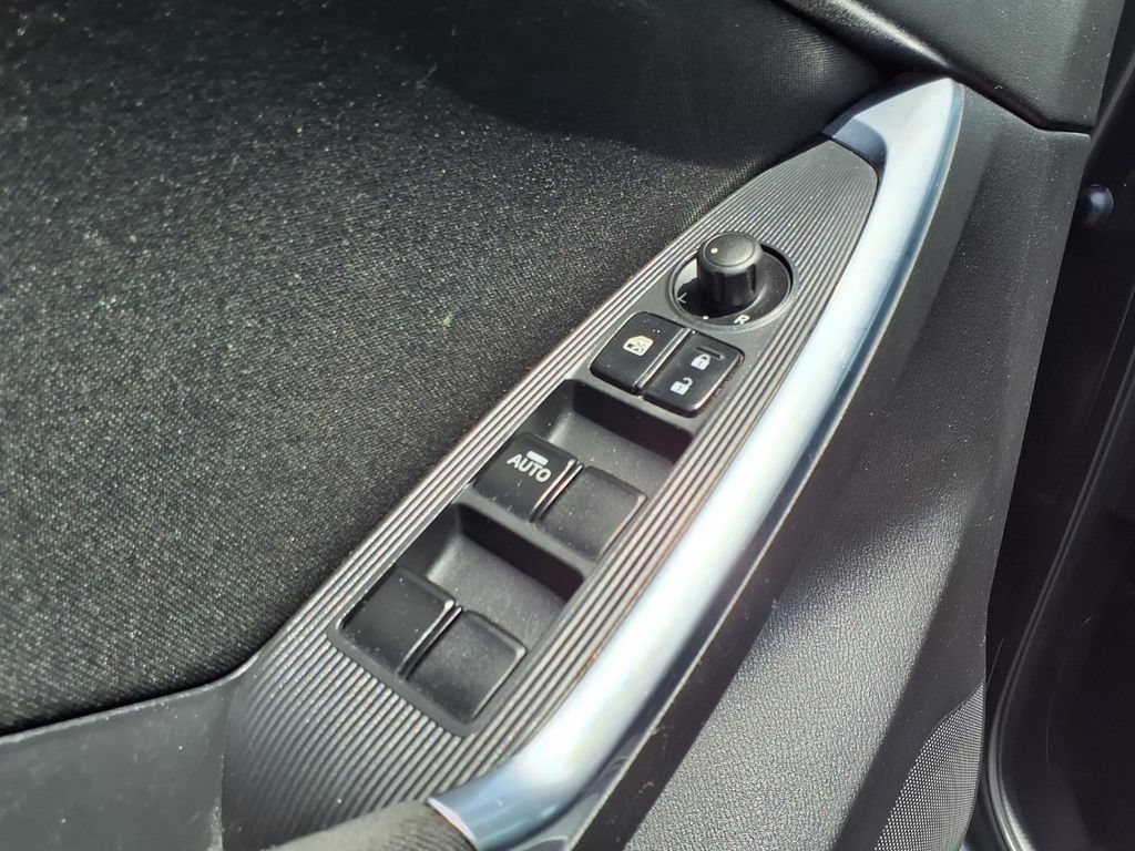 Used 2013 MAZDA CX-5 Sport FWD image 25