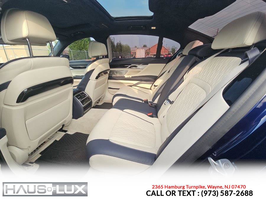 Used 2021 BMW 750i xDrive w/ Luxury Rear Seating Package image 2