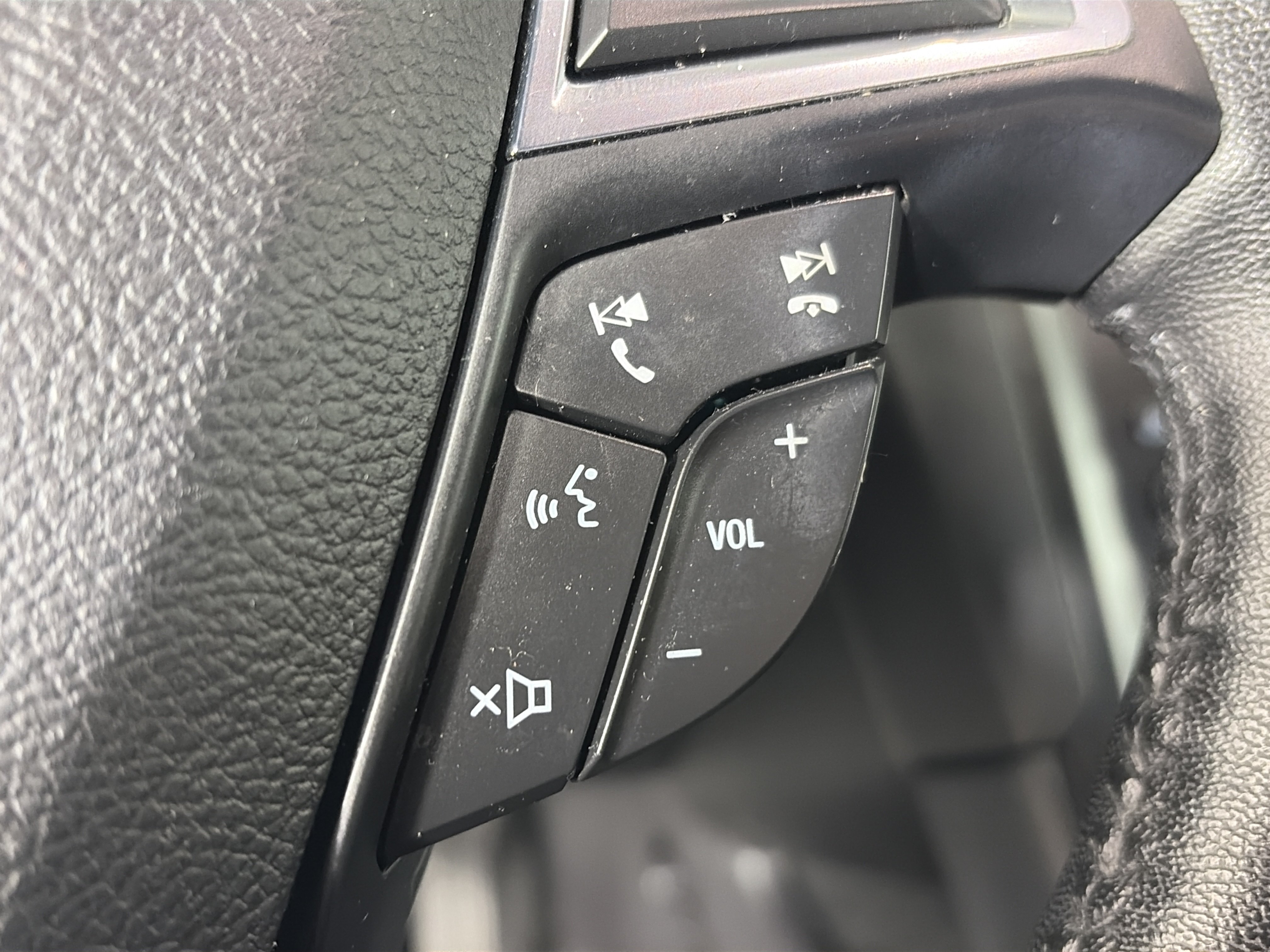 Used 2019 Ford Fusion Titanium FWD image 35