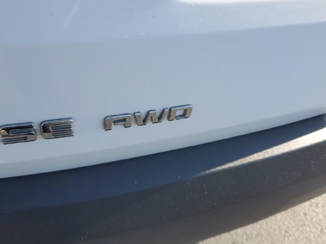 Certified 2023 Chevrolet Traverse LS w/ Safety Package AWD/4WD image 6