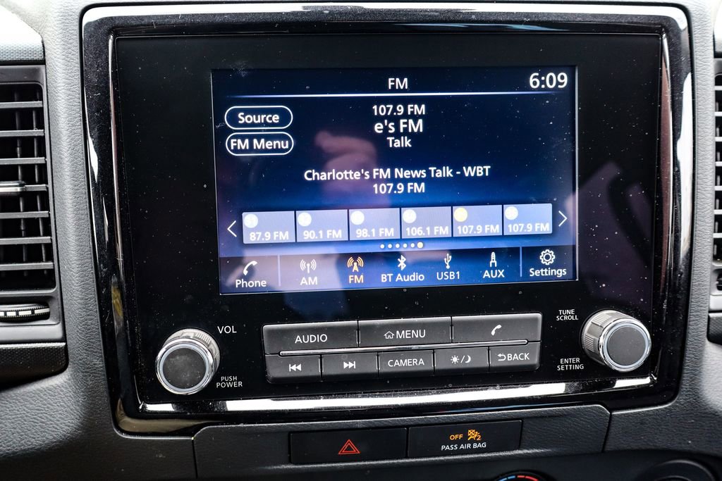 Used 2022 Nissan Frontier S image 27