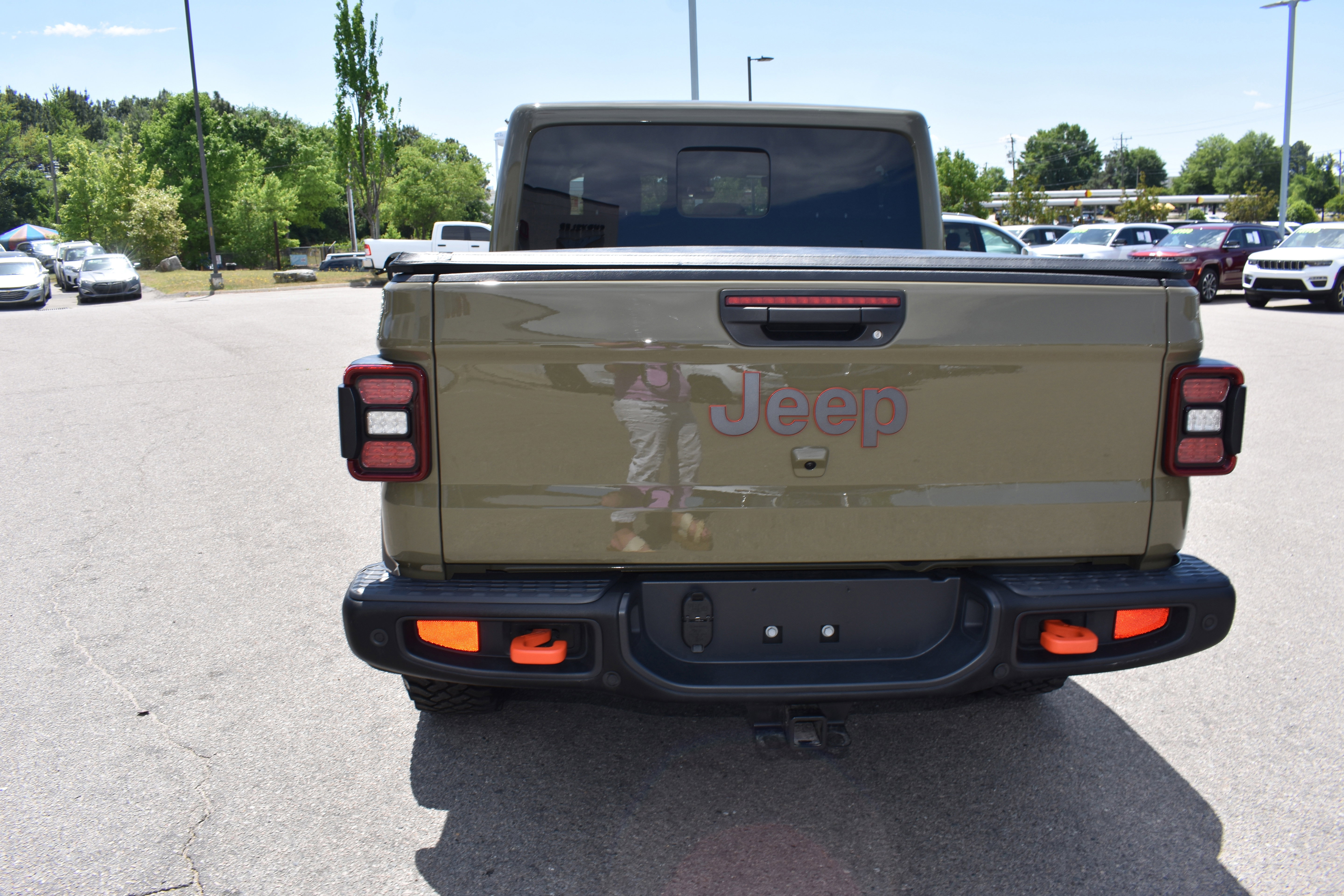 Used 2025 Jeep Gladiator Mojave image 8
