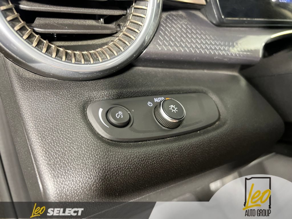 Used 2026 Chevrolet Trax ACTIV w/ Driver Confidence Package FWD image 20