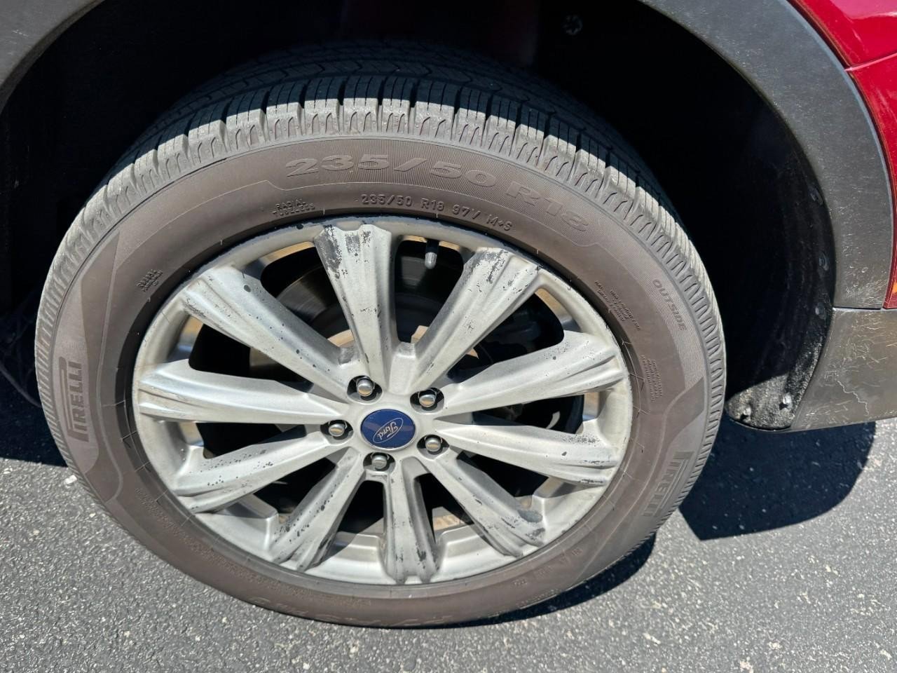 Used 2017 Ford Escape Titanium image 8