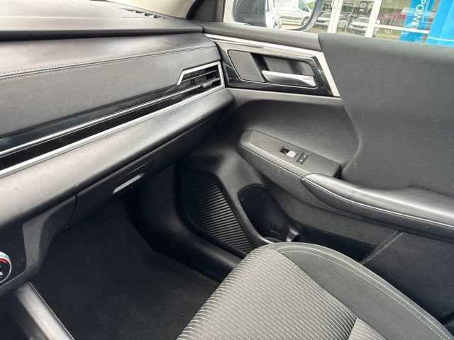 Used 2023 Mitsubishi Outlander ES AWD/4WD image 21