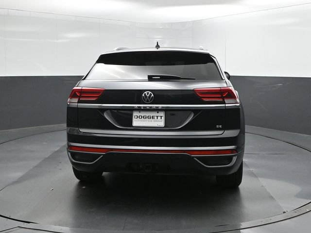 Used 2022 Volkswagen Atlas Cross Sport SE w/ Panoramic Sunroof Package FWD image 5