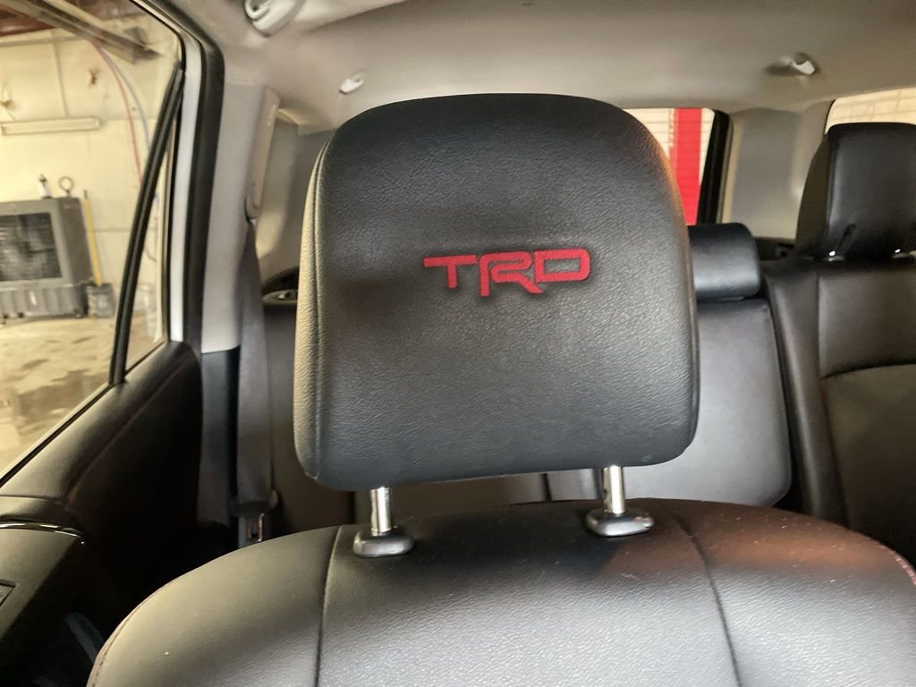 Used 2023 Toyota 4Runner TRD Off-Road Premium w/ Off Road Premium Plus Package AWD/4WD image 30