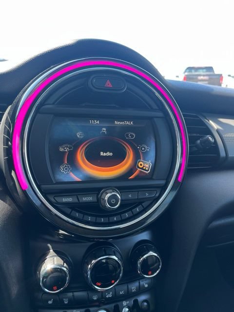 Used 2017 MINI Cooper 4-Door Hardtop FWD image 40