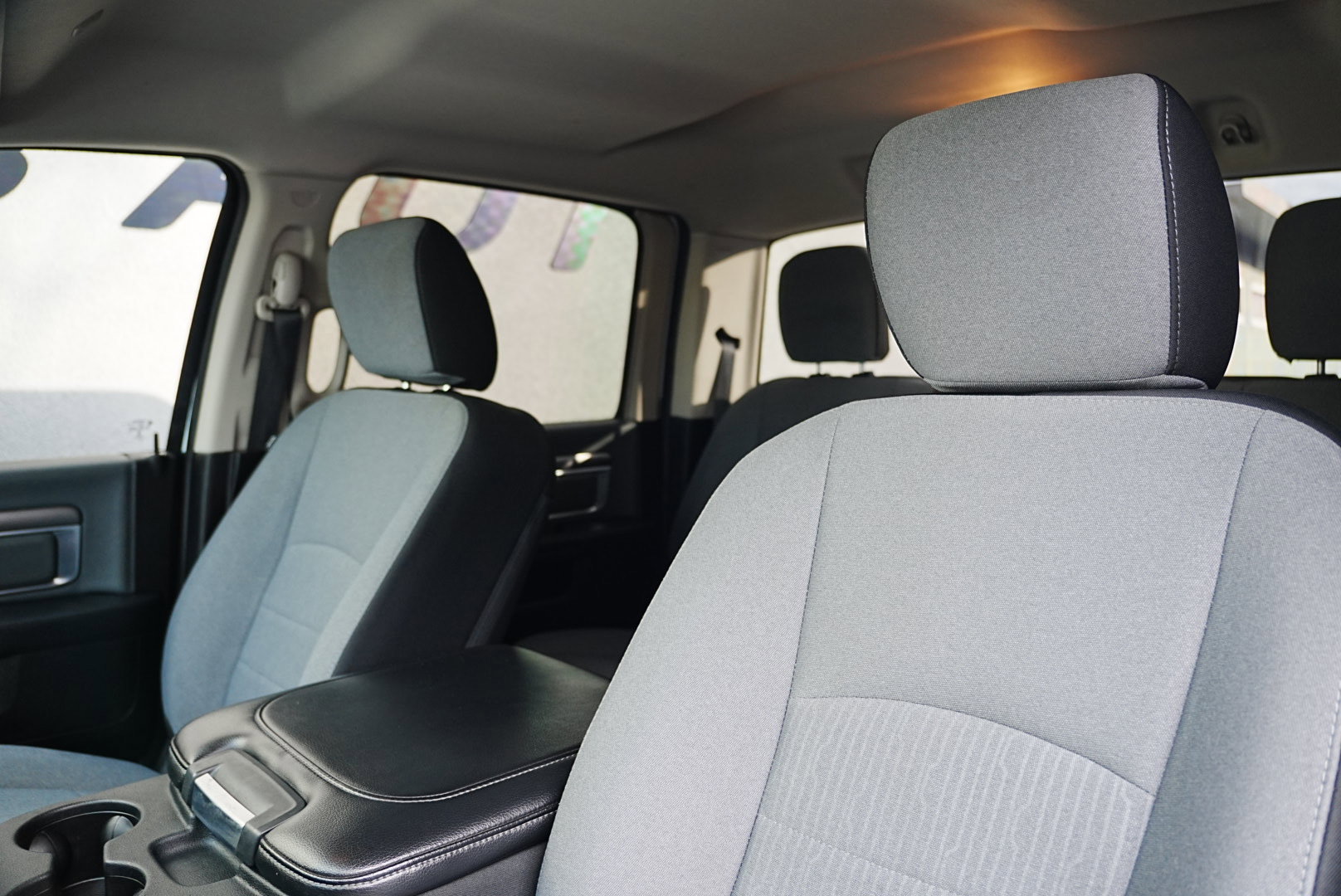 Used 2021 RAM 1500 Classic SLT image 10