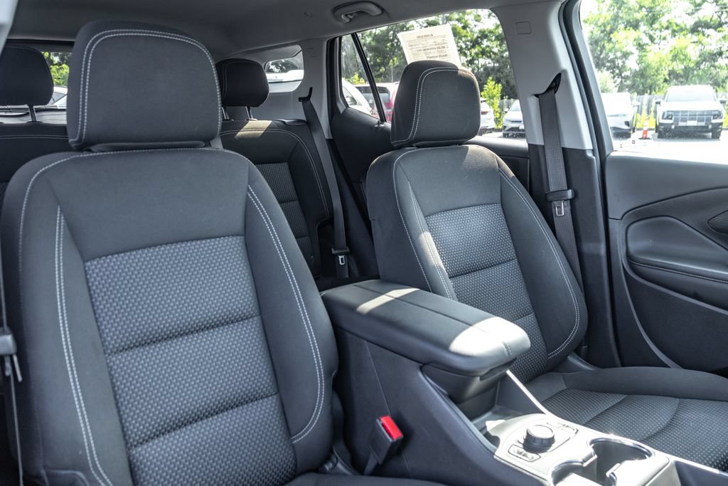 Used 2023 GMC Terrain SLE w/ Driver Convenience Package FWD image 34