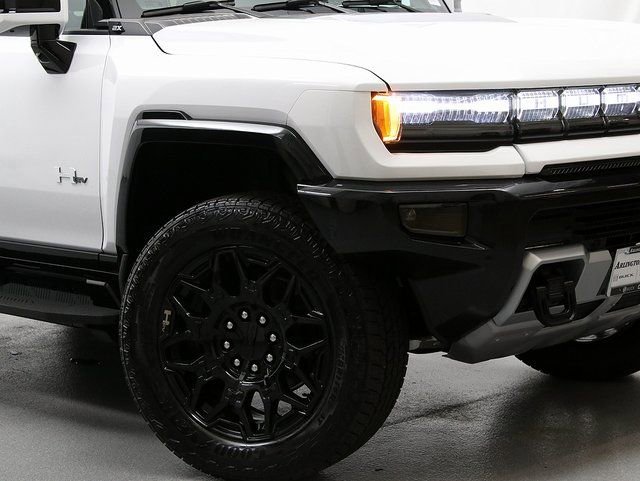 New 2025 GMC Hummer EV 2X AWD/4WD image 3
