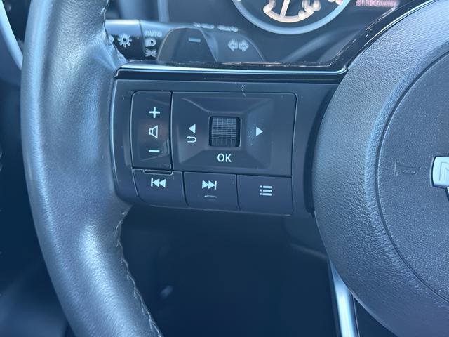 Used 2022 Nissan Rogue SV w/ SV Premium Package image 29