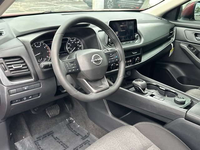 Used 2026 Nissan Rogue SV AWD/4WD image 31