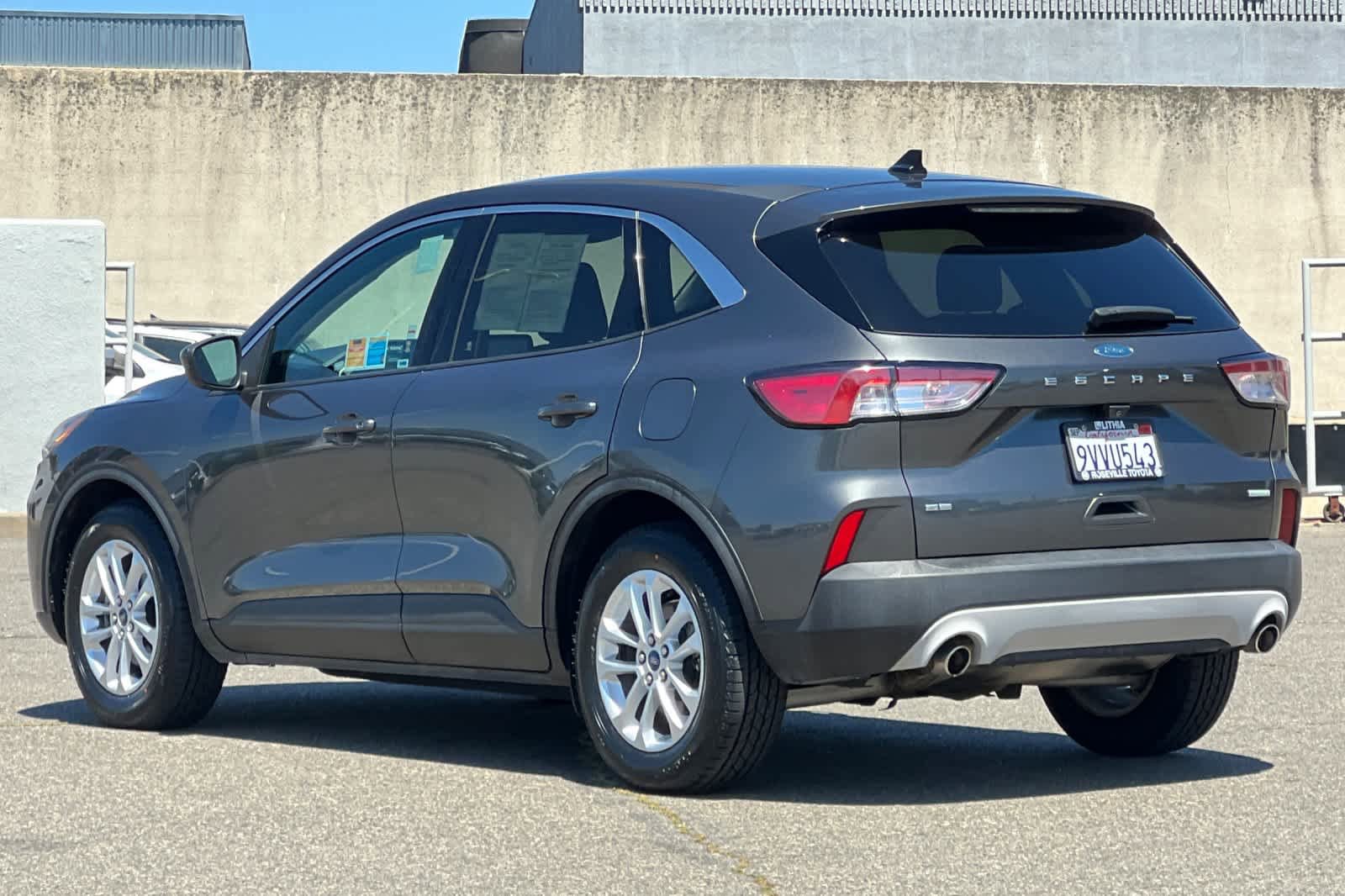 Used 2020 Ford Escape SE FWD image 7