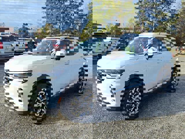 Used 2021 Buick Envision Essence w/ Technology Package I image 6