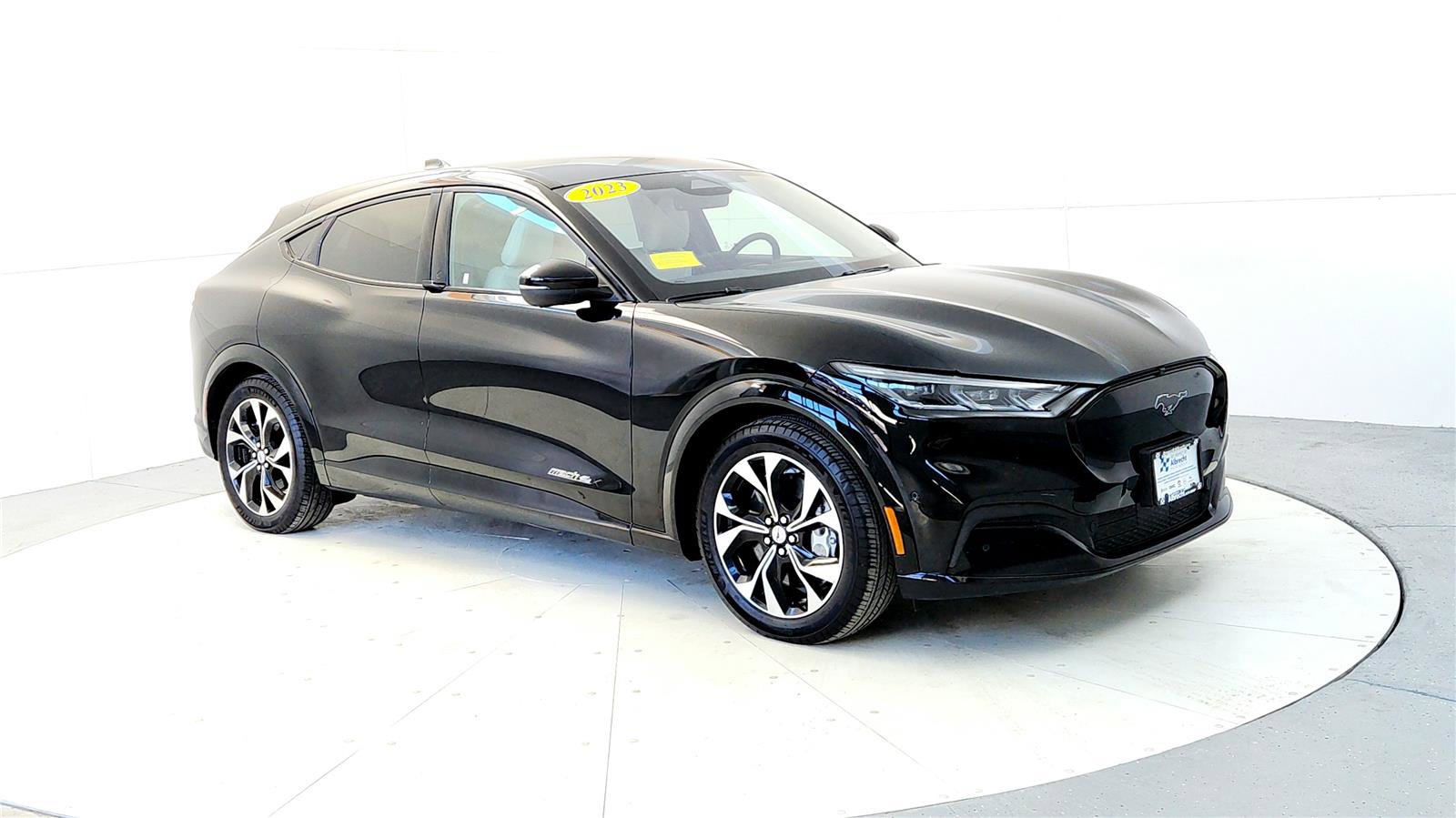 Used 2023 Ford Mustang Mach-E Premium image 7
