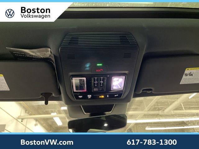 New 2026 Volkswagen Tiguan SE R-Line image 23