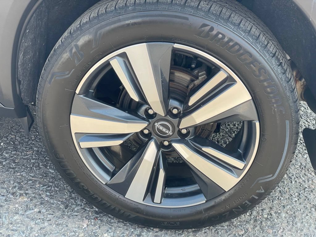 Certified 2023 Nissan Rogue SL w/ SL Premium Package AWD/4WD image 28
