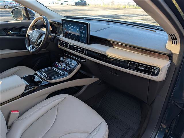 Certified 2022 Lincoln Nautilus Reserve w/ Equipment Group 201A AWD/4WD image 15