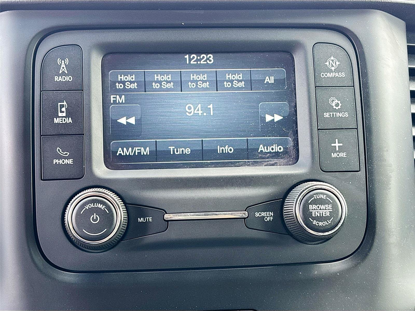 Used 2019 RAM 1500 Big Horn AWD/4WD image 14