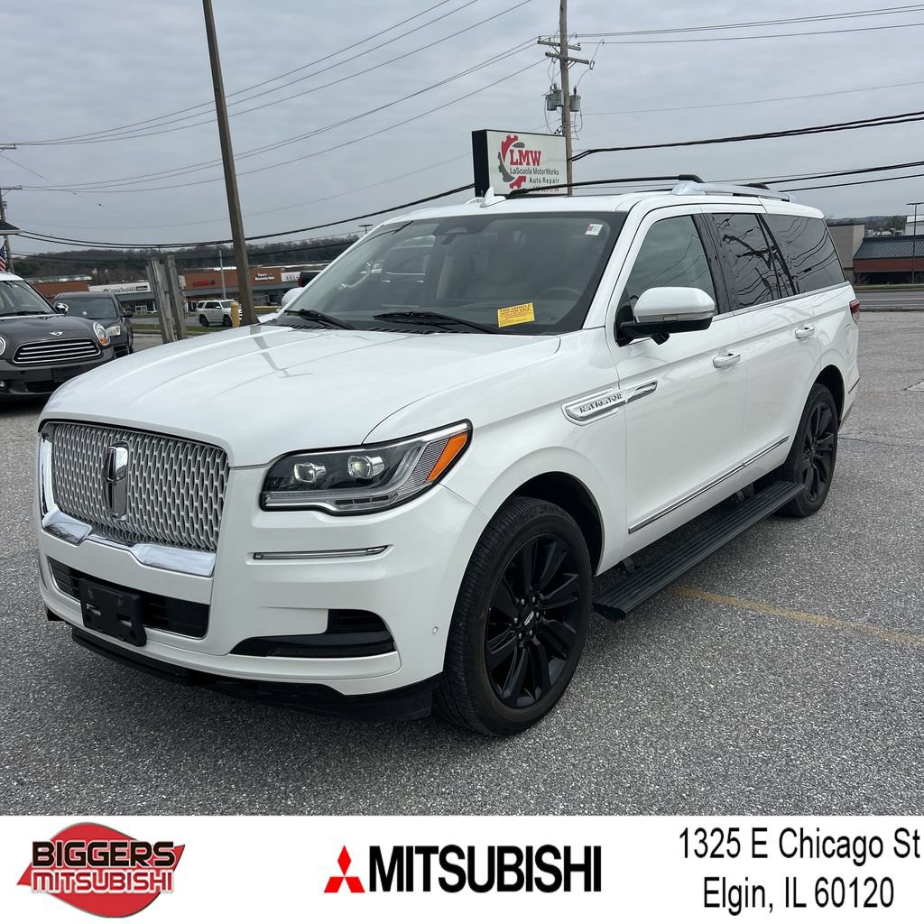 Used 2022 Lincoln Navigator Reserve AWD/4WD image 1