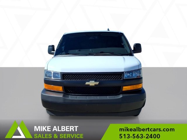 Used 2021 Chevrolet Express 2500 w/ Driver Convenience Package RWD image 2