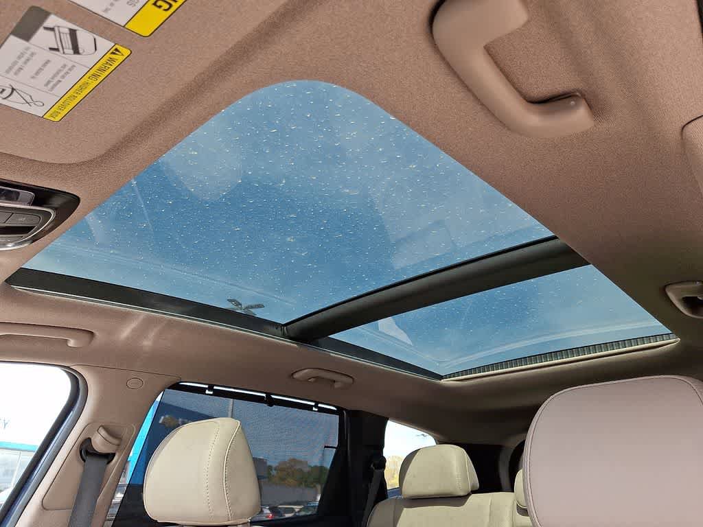 Used 2023 Hyundai Santa Fe Limited image 13