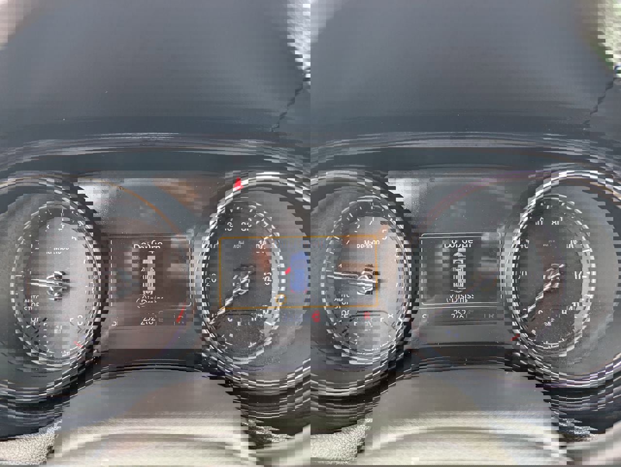 Used 2023 Buick Encore GX Preferred FWD image 30