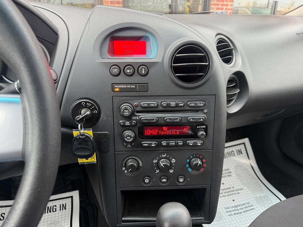 Used 2006 Pontiac Grand Prix w/ Sun And Sound Package image 14