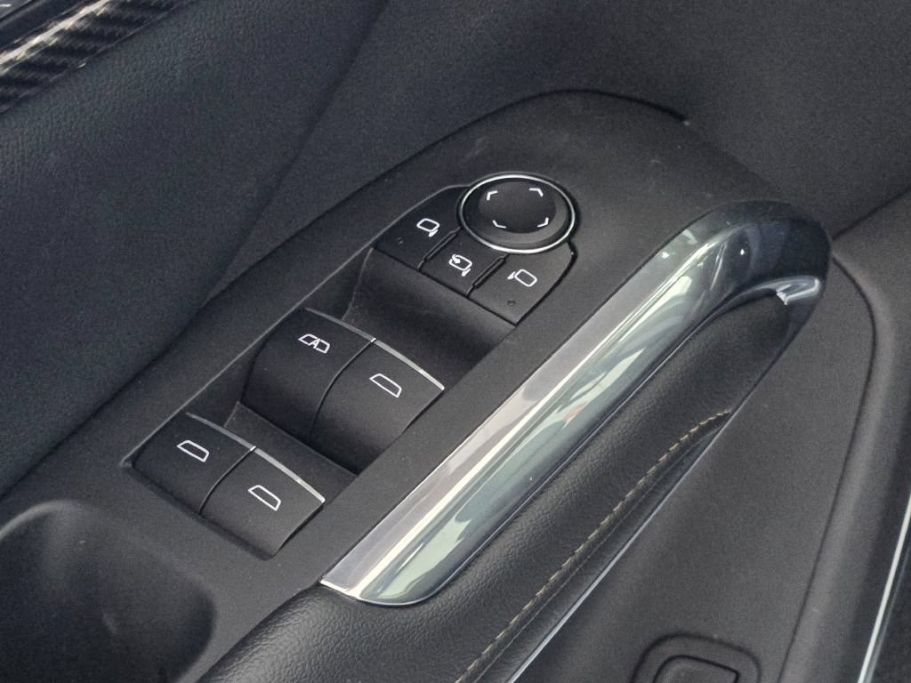 Certified 2025 Chevrolet Traverse High Country w/ LPO, Floor Liner Package AWD/4WD image 22