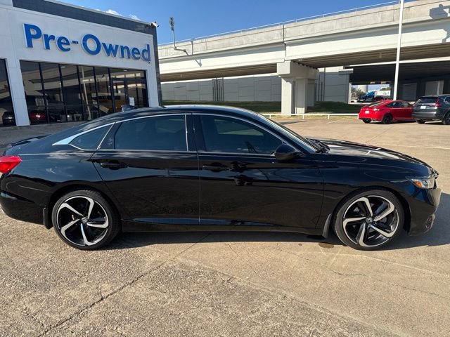 Certified 2018 Honda Accord Sport image 2
