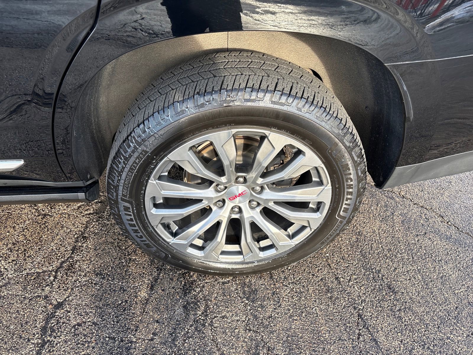 Used 2021 GMC Yukon Denali image 31