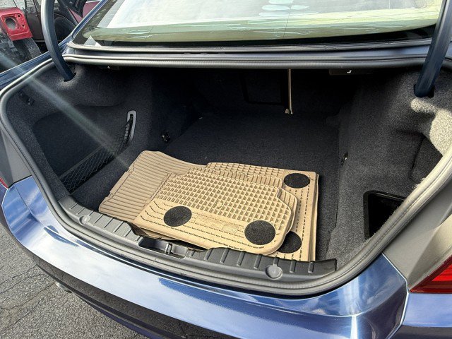 Used 2011 BMW 528i Sedan RWD image 8