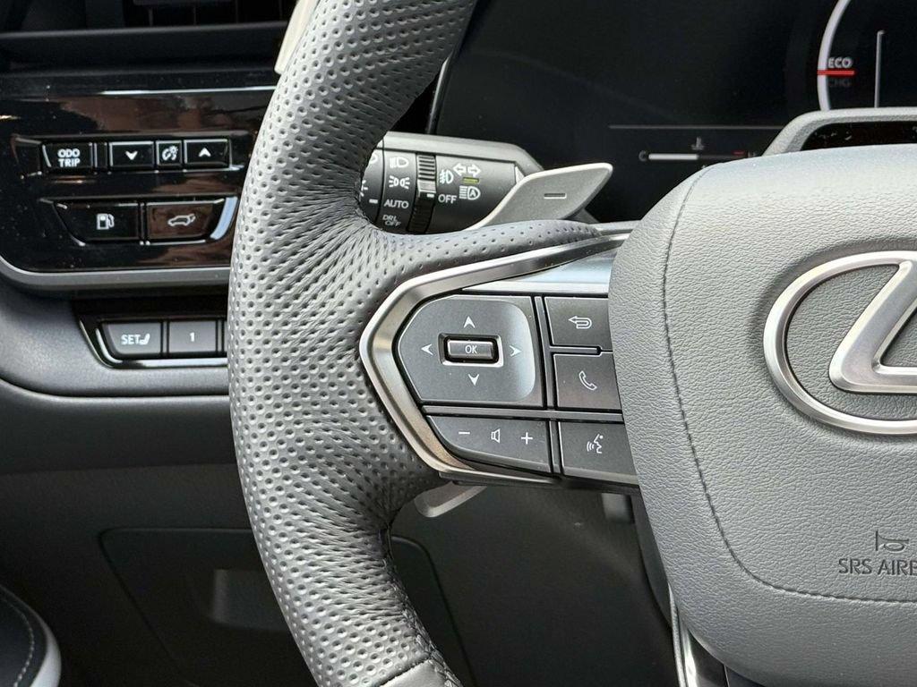 New 2026 Lexus TX 500h AWD image 20