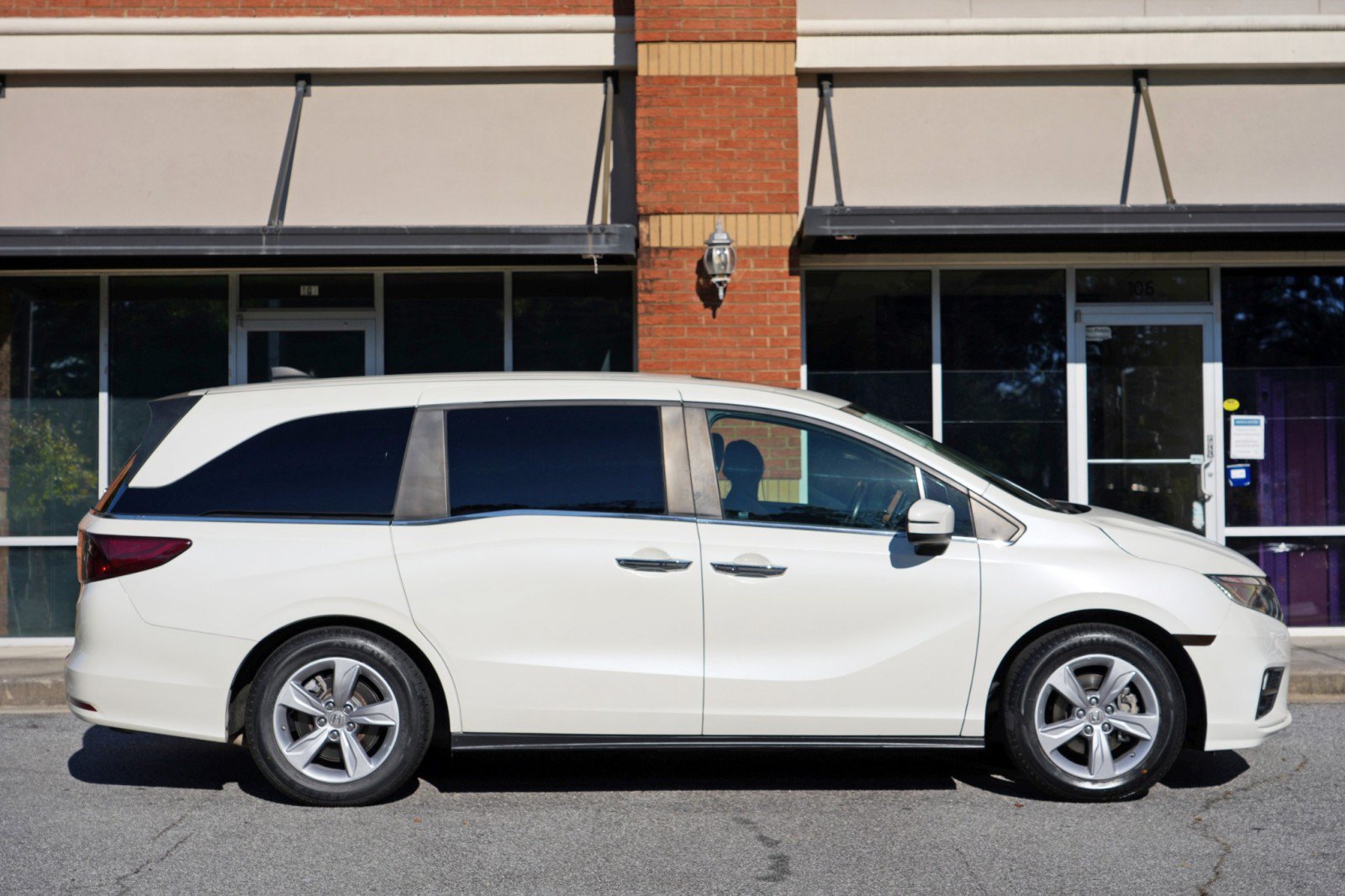 Used 2018 Honda Odyssey EX-L image 45