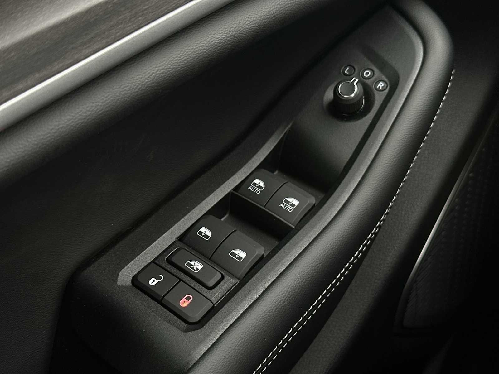 New 2025 Jeep Grand Cherokee Limited image 15