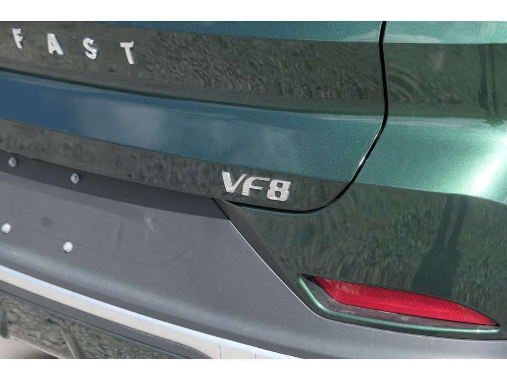 Used 2023 VinFast VF 8 Eco AWD/4WD image 30