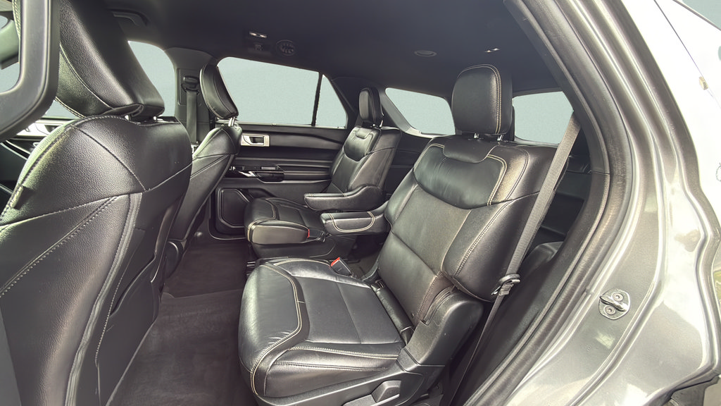 Used 2021 Ford Explorer ST w/ Equipment Group 401A AWD/4WD image 8