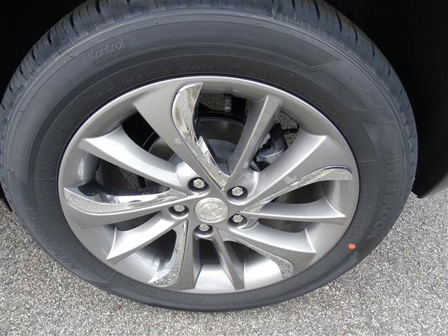 Used 2023 Buick Encore GX Essence w/ Experience Buick Package FWD image 7