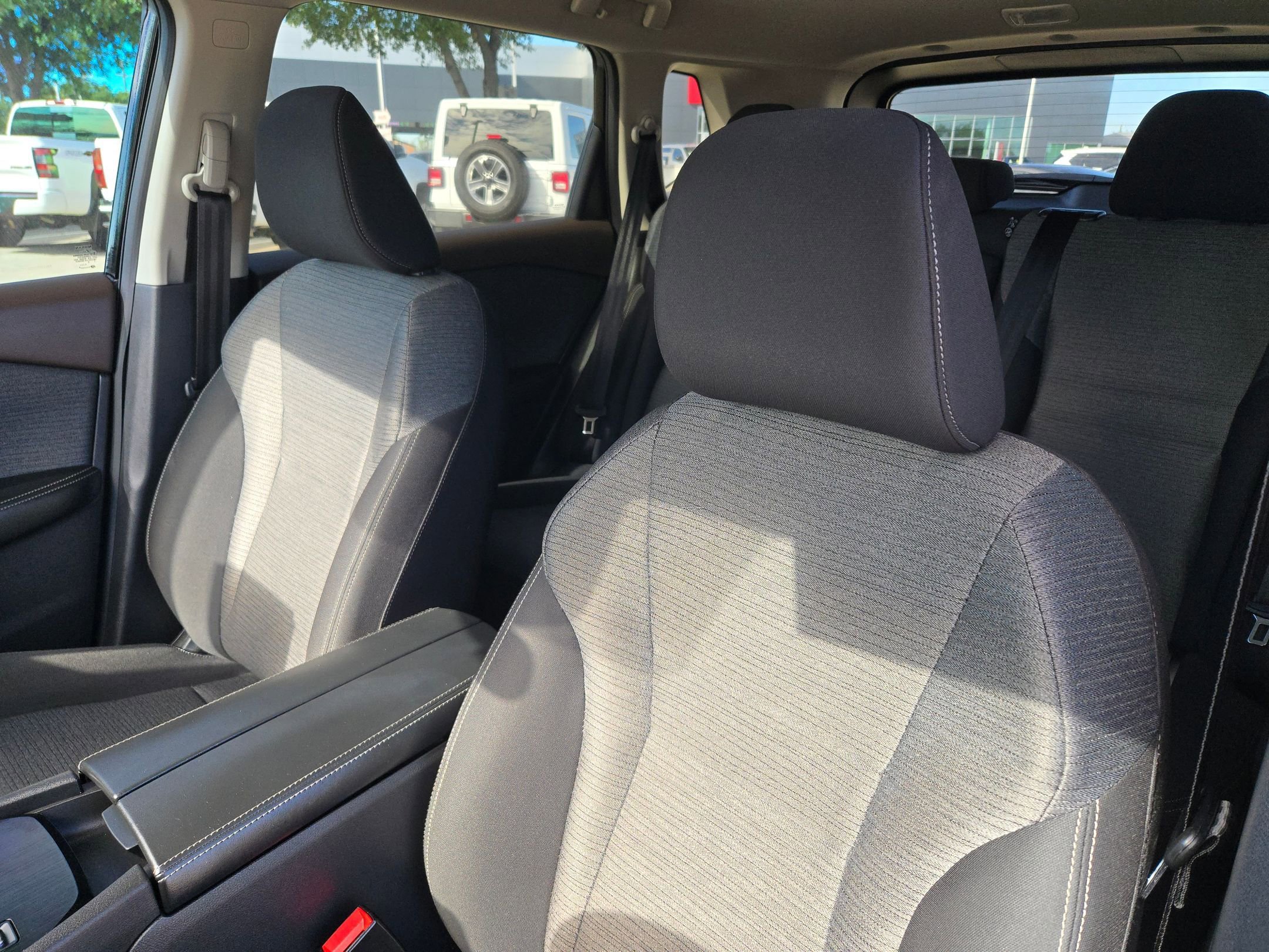 Certified 2023 Nissan Rogue SV image 9